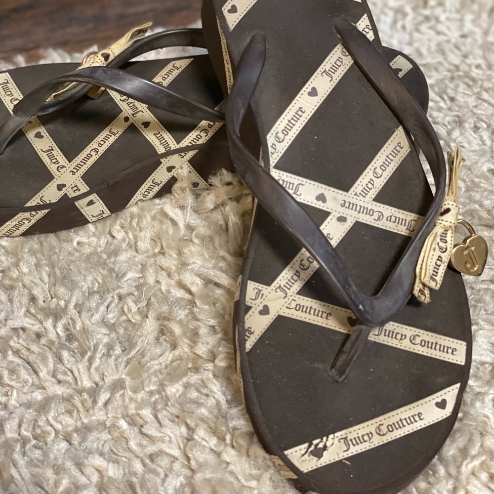 Juicy Couture Brown Flip Flops